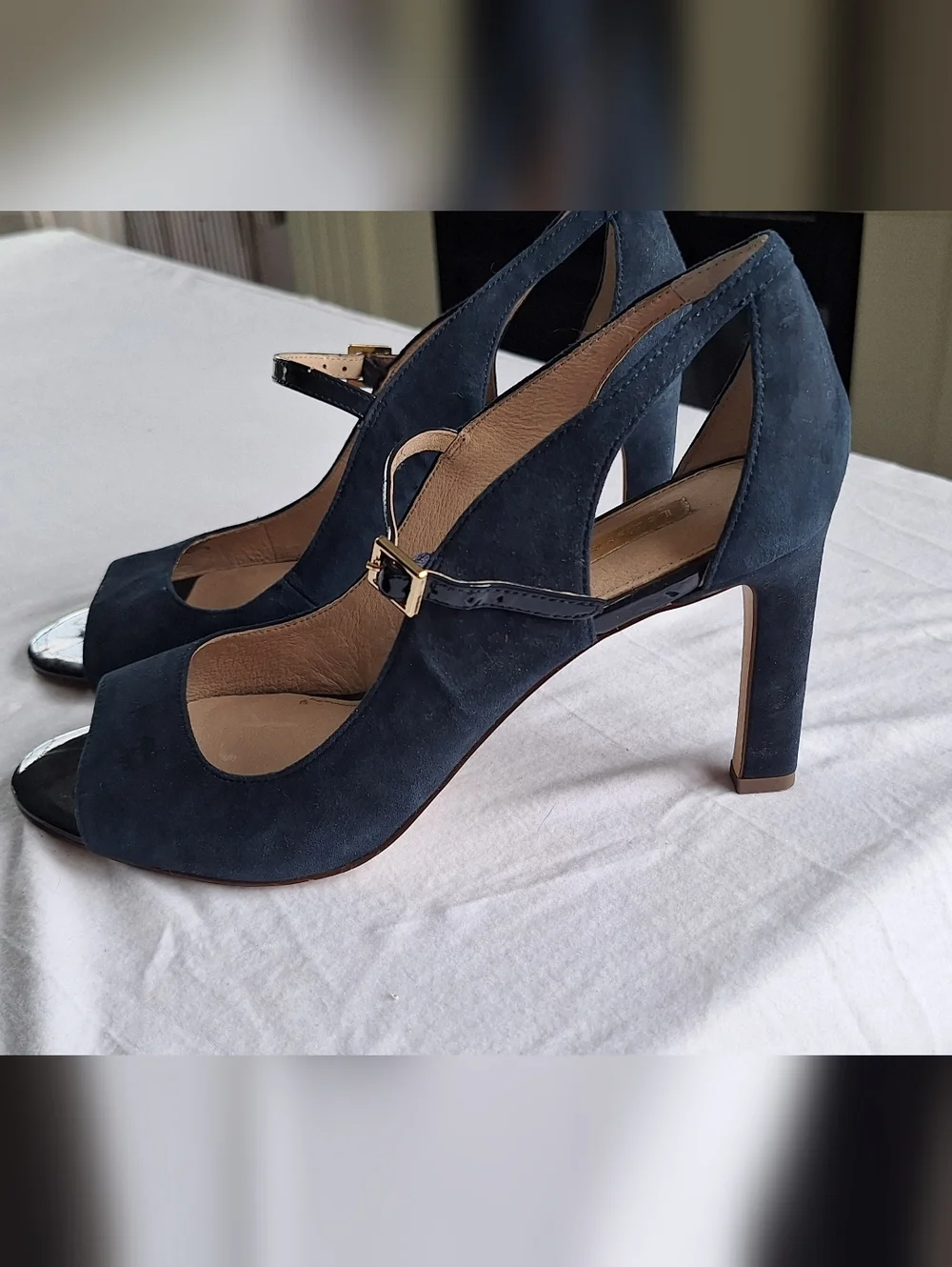 Louise et Cie Navy Suede Heels Size 9 Mary Jane Strap Open Toe Pumps - Picture 3 of 6